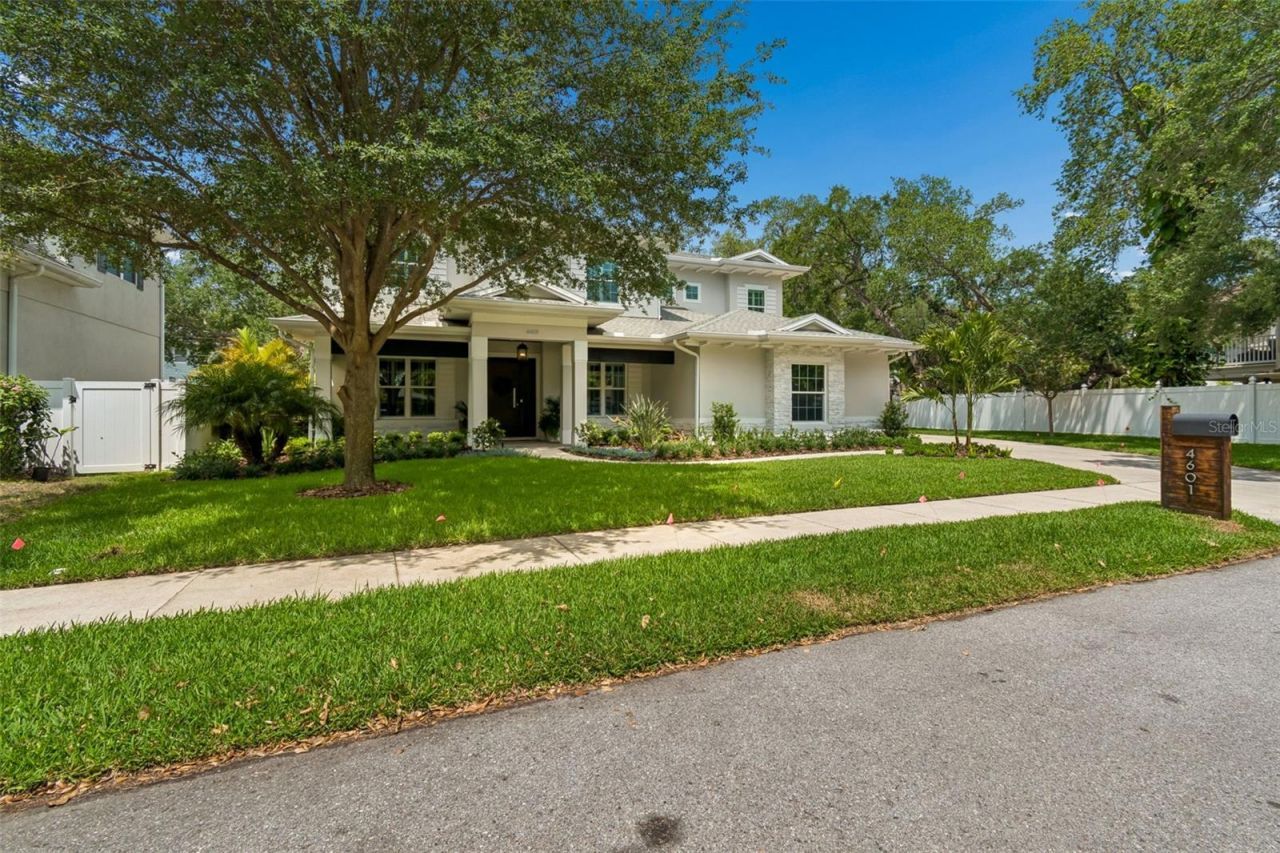 4601 S Esperanza Avenue, Tampa, FL 33611 Photo