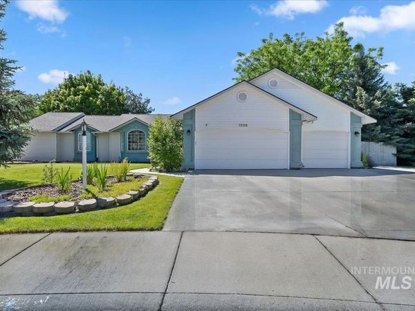 1205 Walnut Creek Ct, Nampa, ID 83686