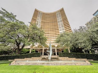 6211 W Northwest Highway, Unit 1107, Dallas, TX 75225