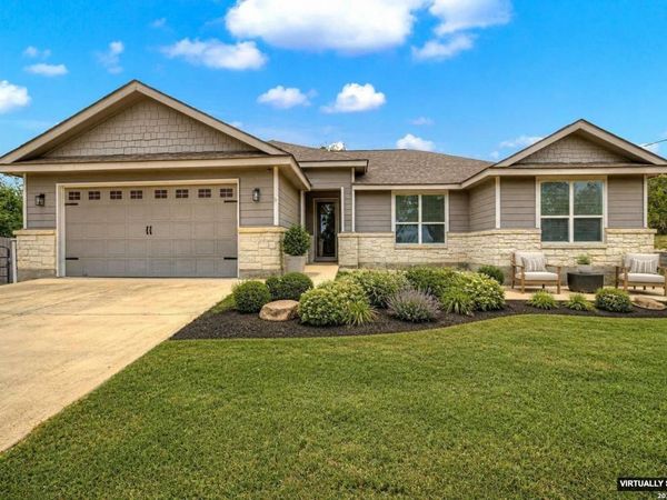 1041 MADRONE RD, Fischer, TX 78623