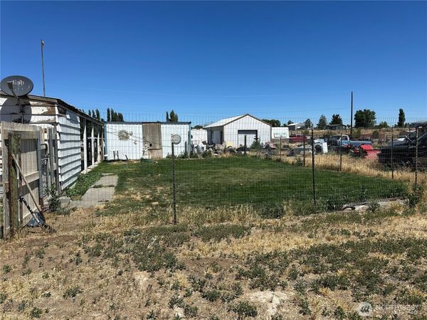 3801 Rd E NE , Moses Lake, WA 98837