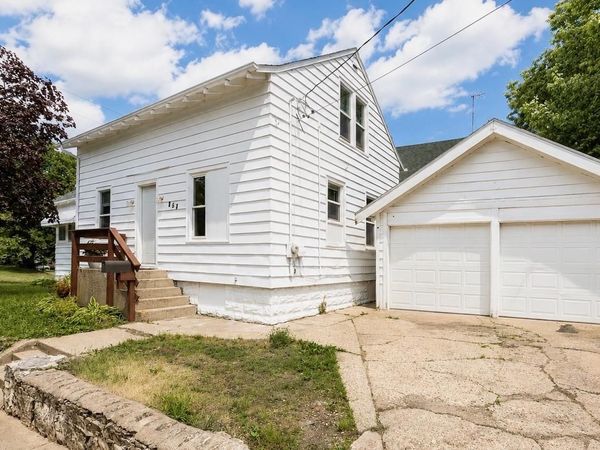 959 6th Street, Beloit, WI 53511