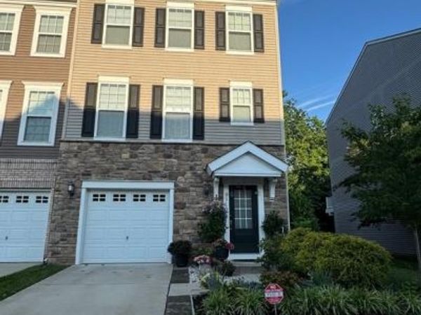 8910 ENGLEWOOD FARMS DRIVE, MANASSAS, VA 20112