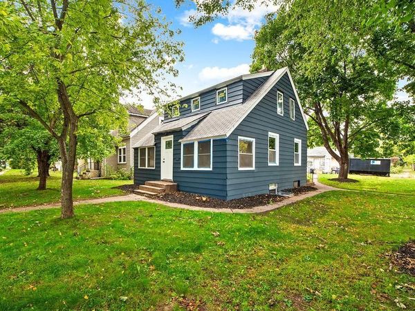 4431 James Avenue N, Minneapolis, MN 55412