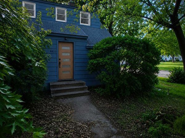 4431 James Avenue N, Minneapolis, MN 55412