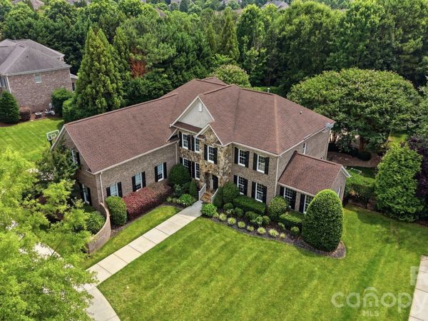 6009 Autumn Blossom Lane, Waxhaw, NC 28173