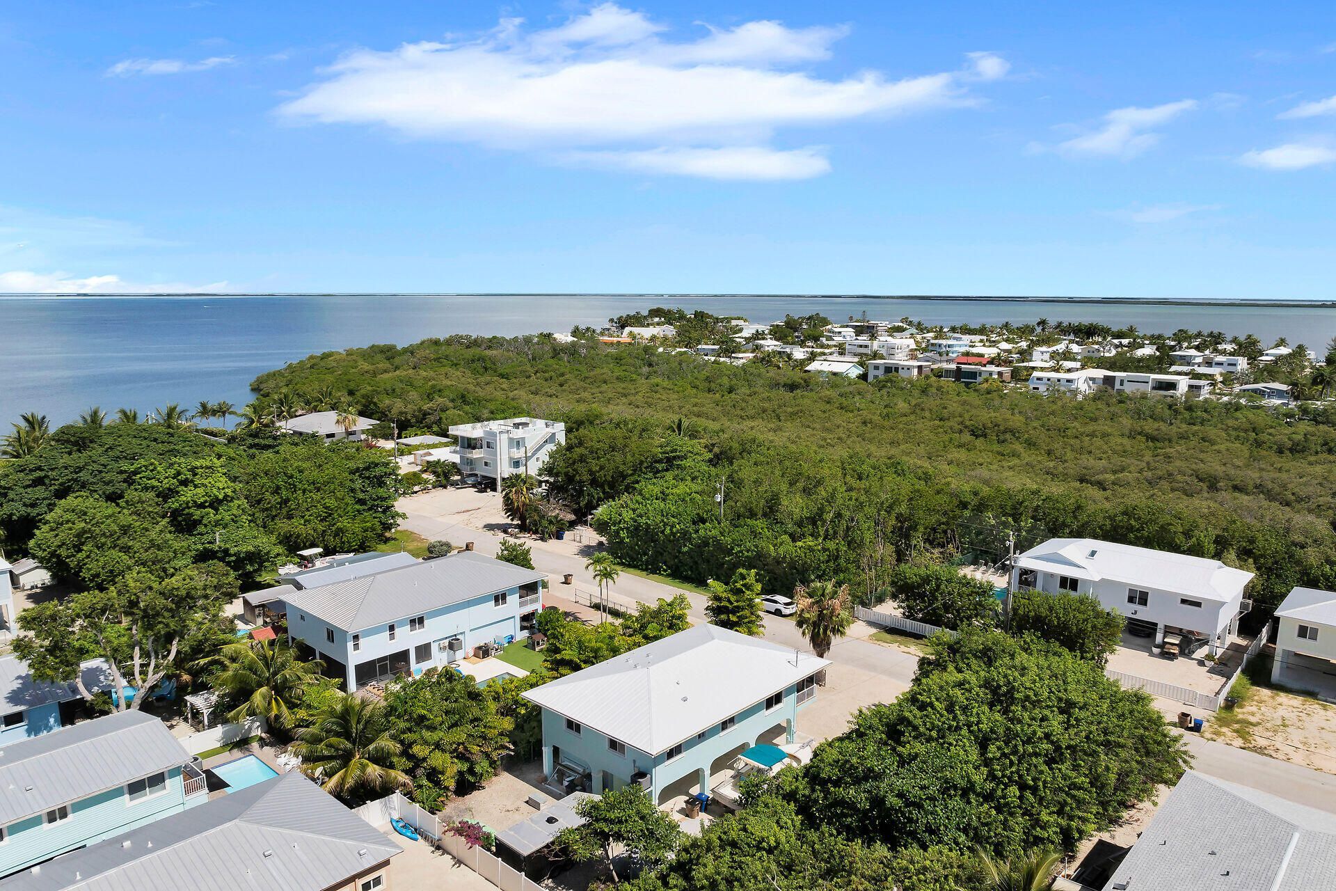 54 Tarpon Avenue, Key Largo, FL 33037 Photo