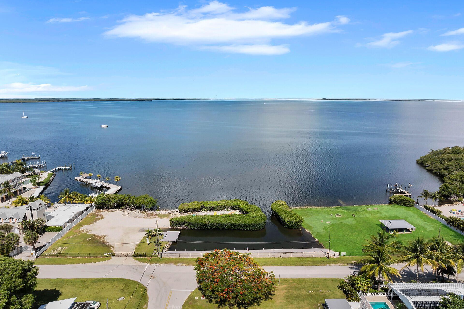54 Tarpon Avenue, Key Largo, FL 33037 Photo