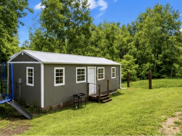 24011 Ridge Road, Bernard, IA 52032