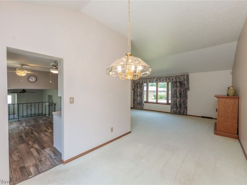 2207 Jacqueline Drive, Parma, OH 44134 Photo 10