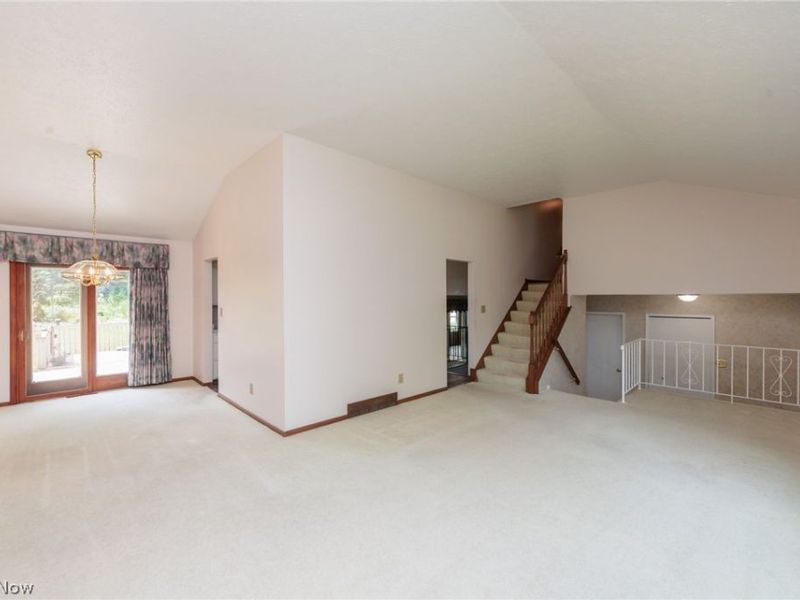 2207 Jacqueline Drive, Parma, OH 44134 Photo 11