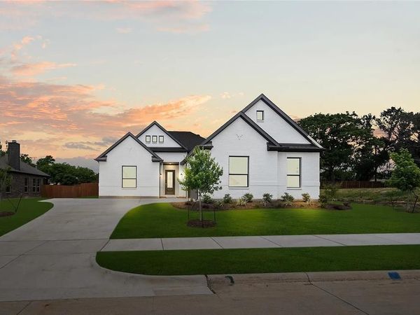 4021 Alpine Street, Midlothian, TX 76065