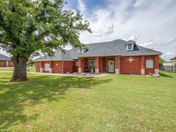 3009 Big Springs Drive, Joshua, TX 76058