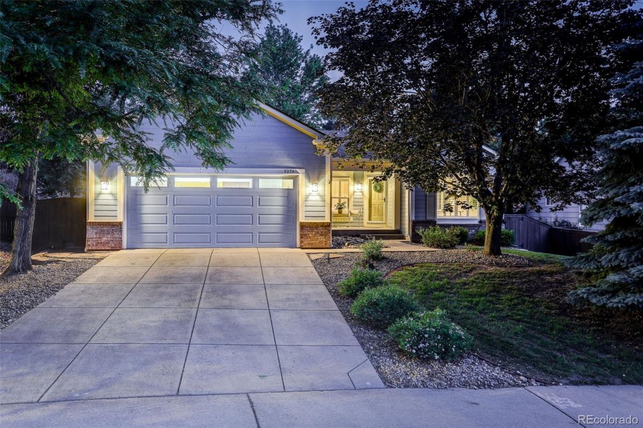 9274 Fox Fire Lane, Littleton, CO 80129 Main Photo