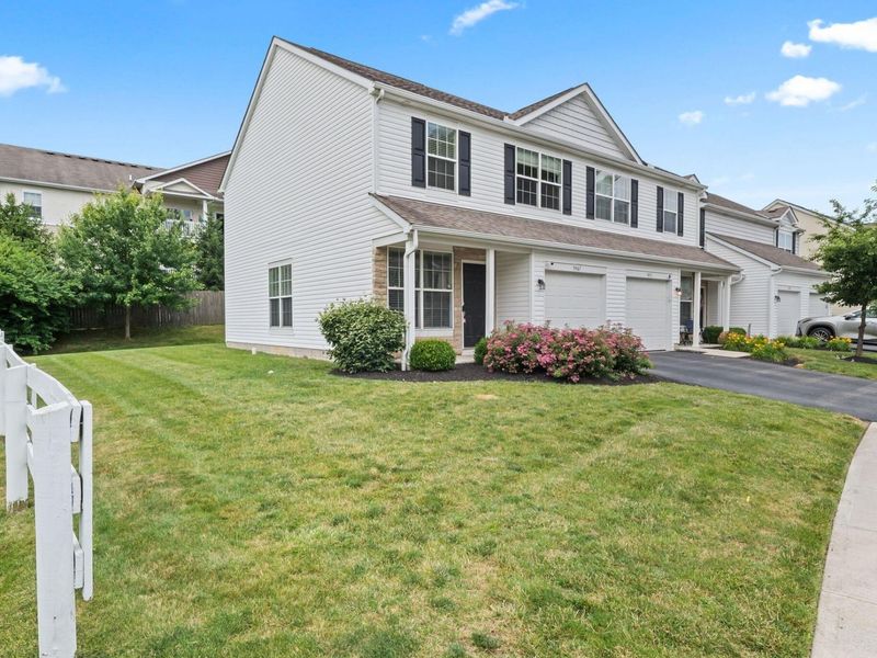 5467 Albany Terrace Way, Unit 1301, Westerville, OH 43081 Photo 3