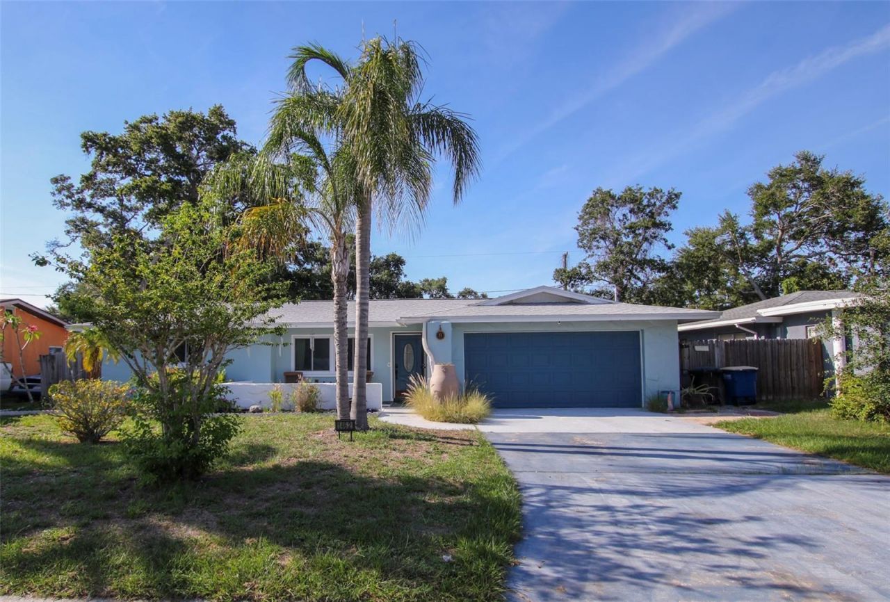 1462 Carolyn Lane, Clearwater, FL 33755 Main Photo
