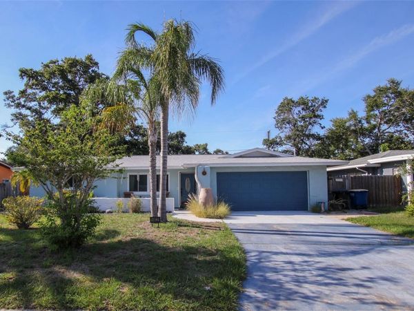 1462 CAROLYN LANE, CLEARWATER, FL 33755
