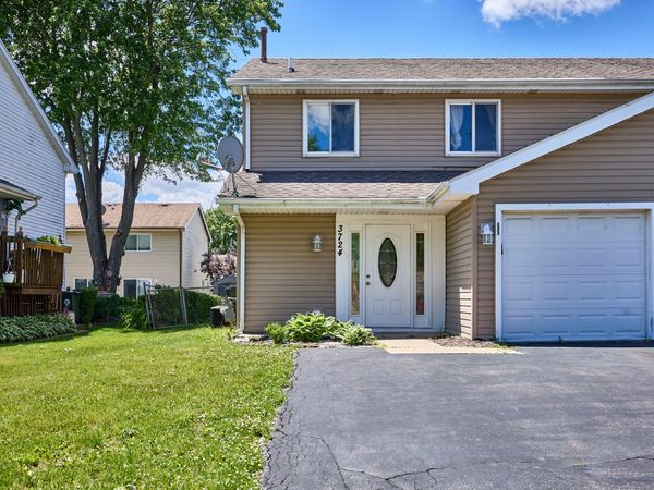 3724 Merrimac Lane E, Hanover Park, IL 60133