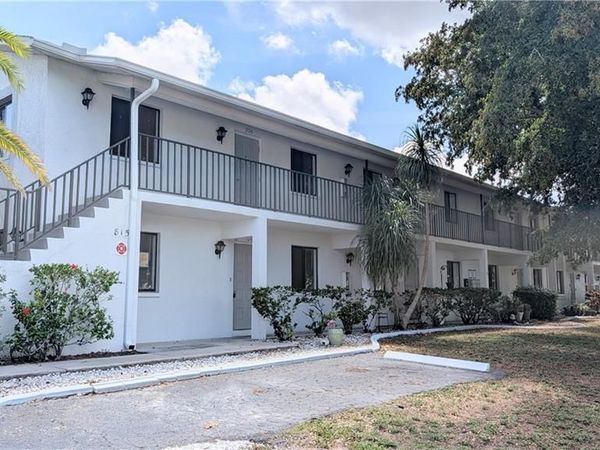 815 Victoria DR , Unit 106, CAPE CORAL, FL 33904