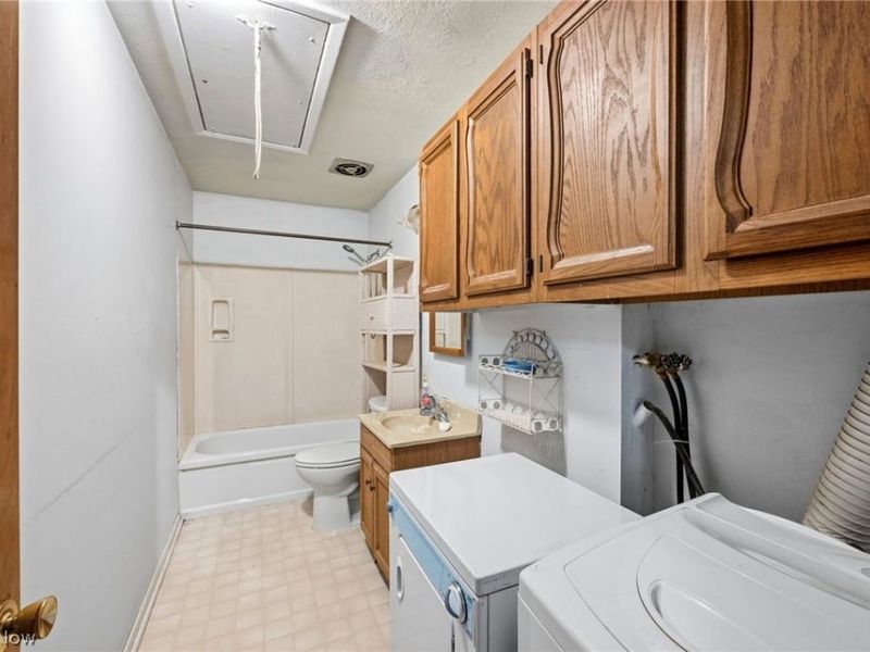 37 Greenfield Court, Berea, OH 44017 Photo 15
