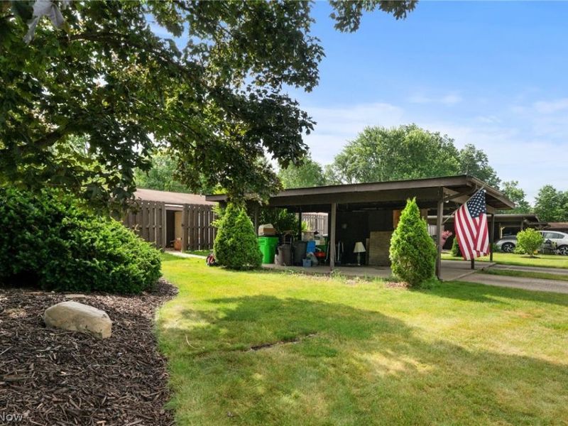 37 Greenfield Court, Berea, OH 44017 Photo 4