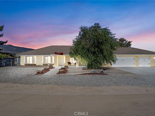 3632 Cambria , Phelan, CA 92371