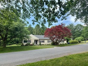 5 Ravine Park N, Oneonta, NY 13820