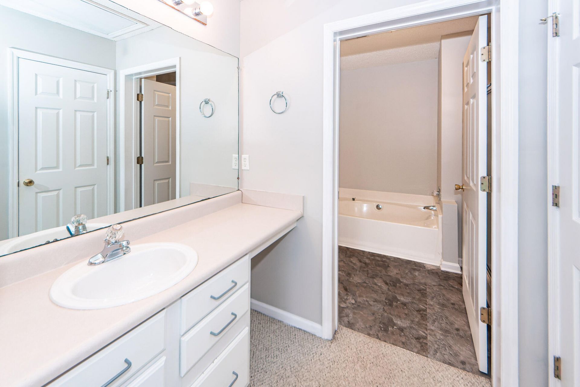 1307 Apex Lane Photo 22
