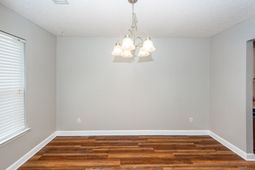 1307 Apex Lane photo 4