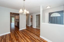 1307 Apex Lane photo 4