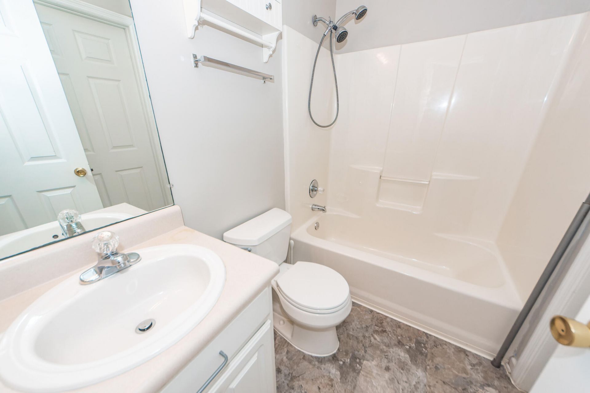 1307 Apex Lane Photo 9