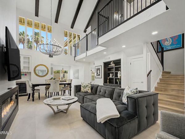 7123 E BUENA TERRA Way, Paradise Valley, AZ 85253