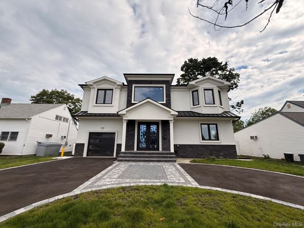 265 Orchid Road , Levittown, NY 11756