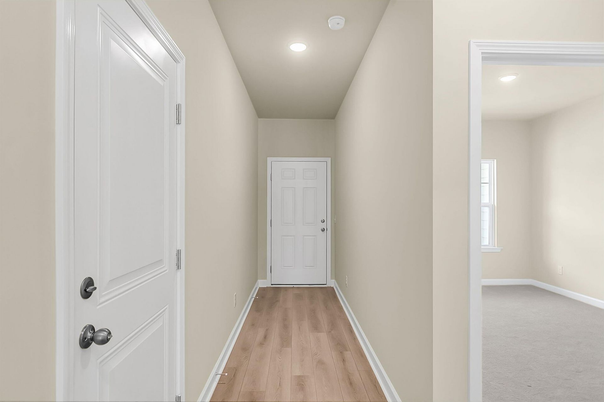 5054 Blackberry Lane Photo 12