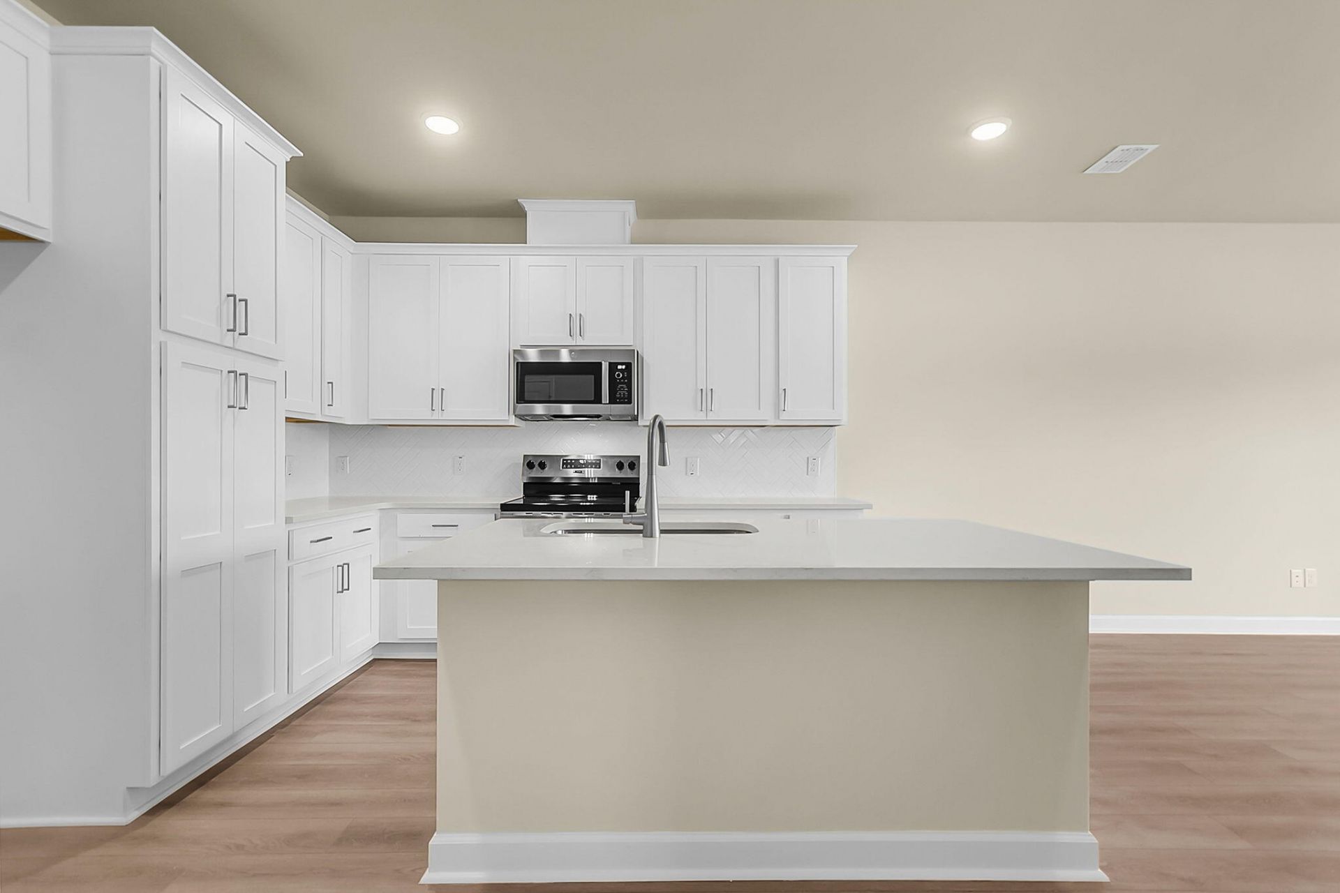 5054 Blackberry Lane Photo 20