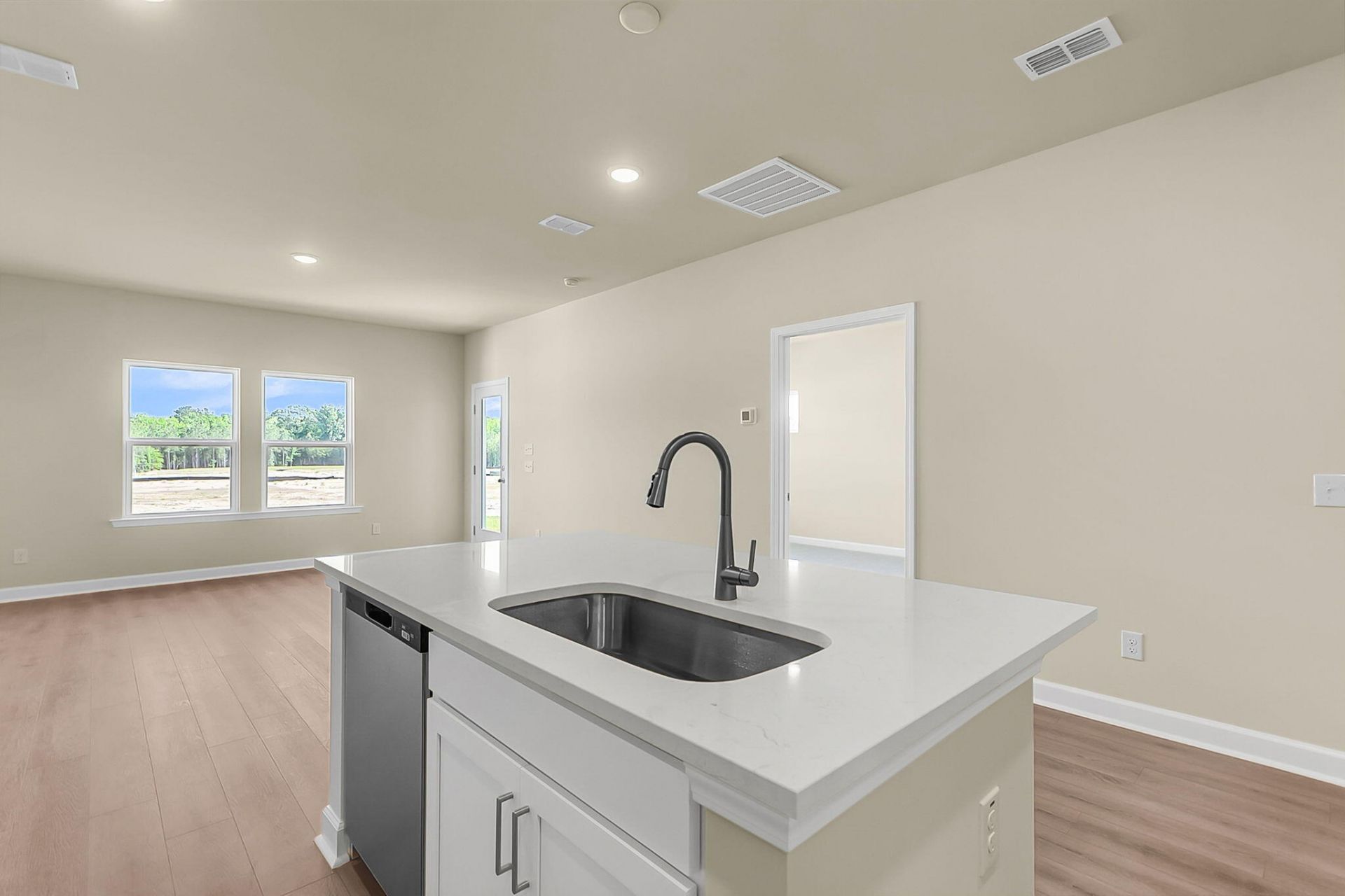 5054 Blackberry Lane Photo 22