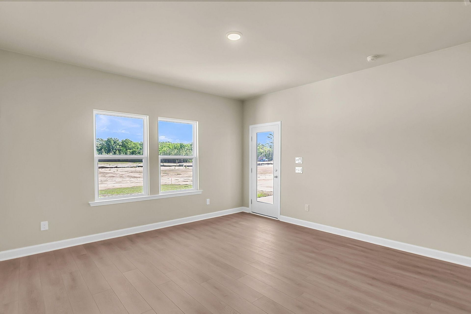 5054 Blackberry Lane Photo 24