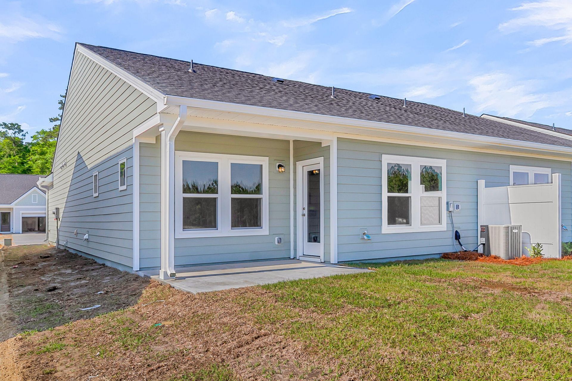 5054 Blackberry Lane Photo 8