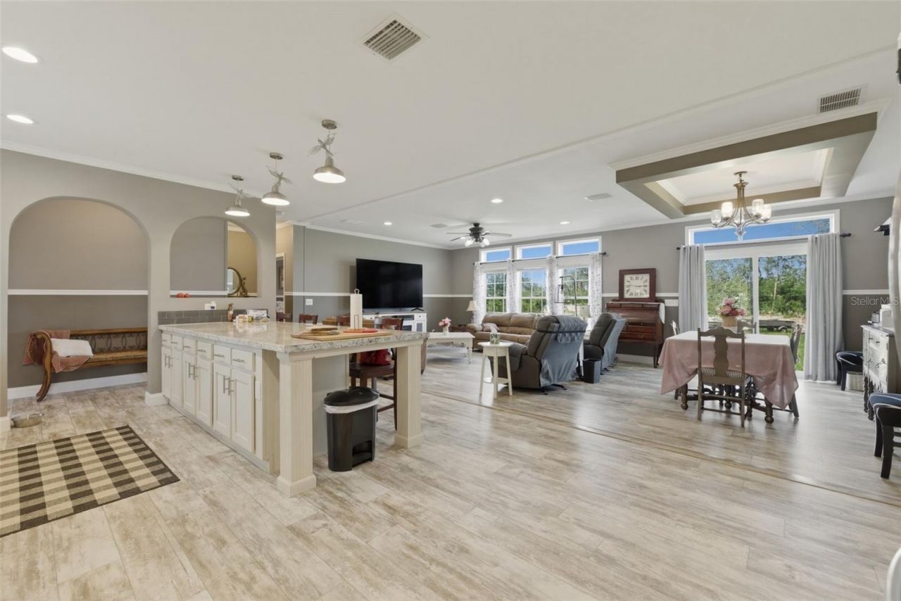 498 Quail Hollow Boulevard, Chipley, FL 32428 Photo