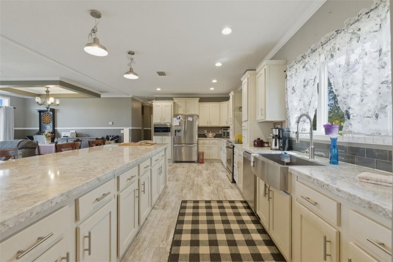 498 Quail Hollow Boulevard, Chipley, FL 32428 Photo