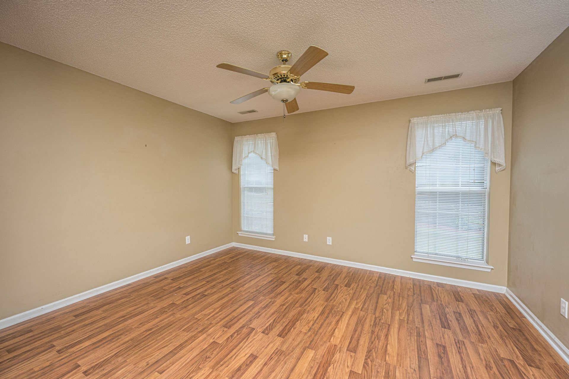 122 Ashton Drive Photo 16