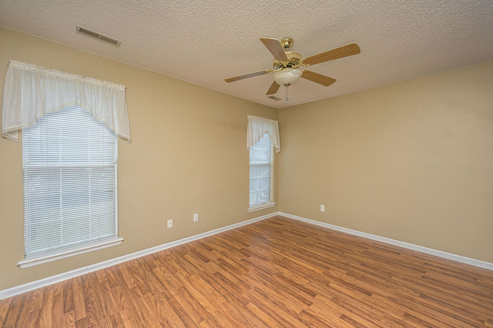 122 Ashton Drive Photo 17