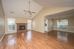 122 Ashton Drive photo 4