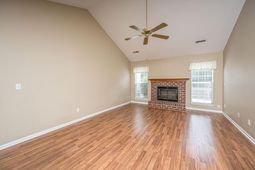 122 Ashton Drive photo 4