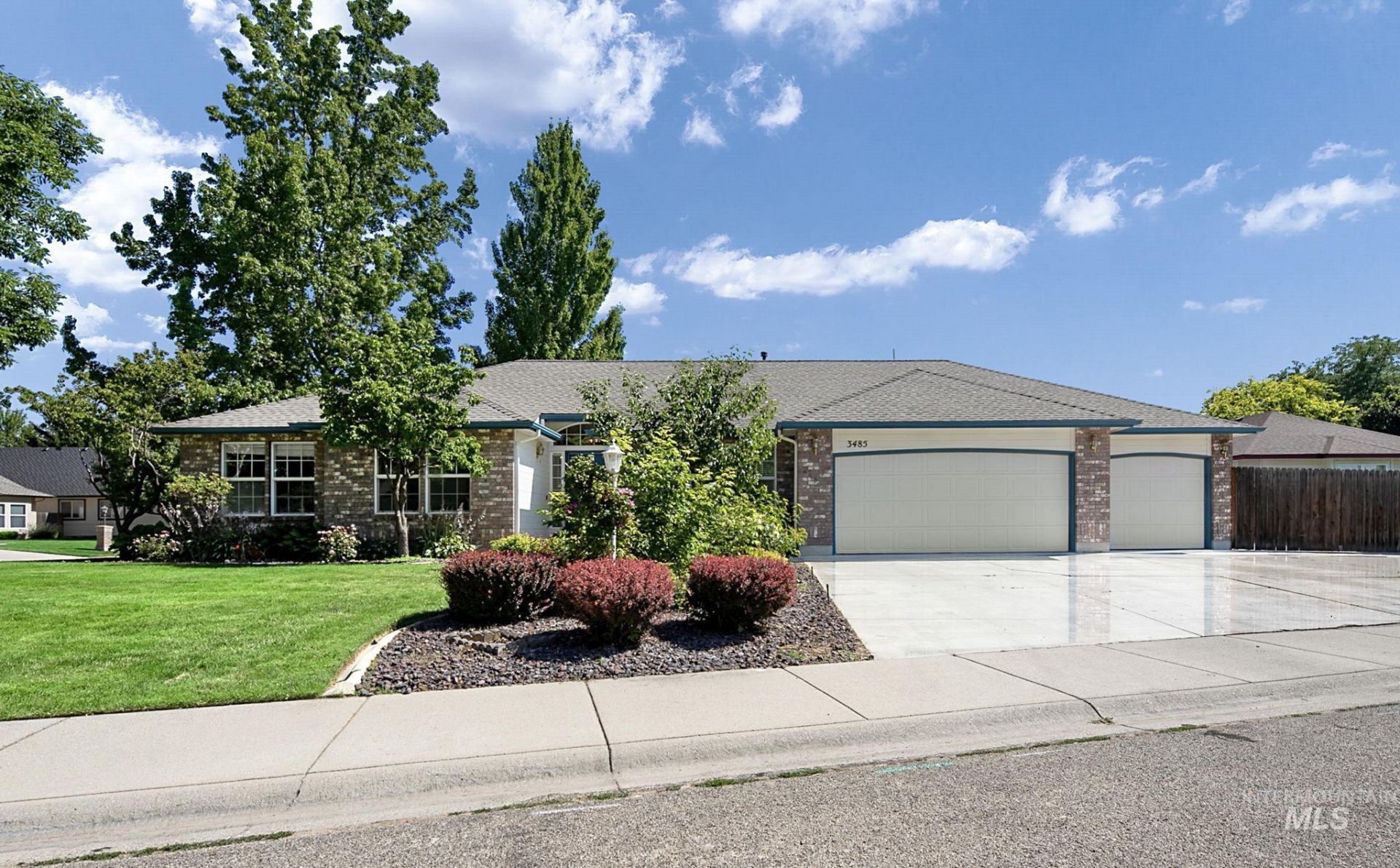 3485 W Birdie Court, Meridian, ID 83646 Main Photo