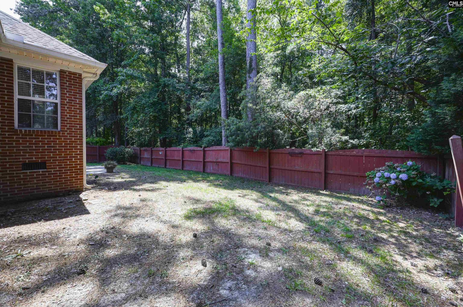 121 Frasier Bay Road  Photo 45