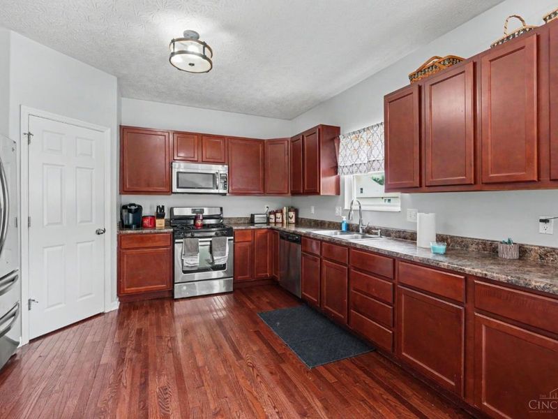 114 Compass Court, New Richmond, OH 45157 Photo 5