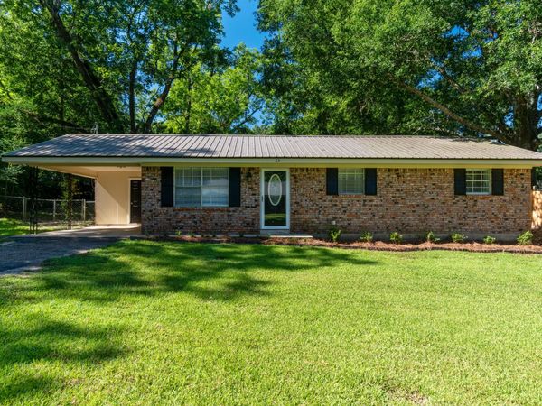 23 Lake Dr., Purvis, MS 39475