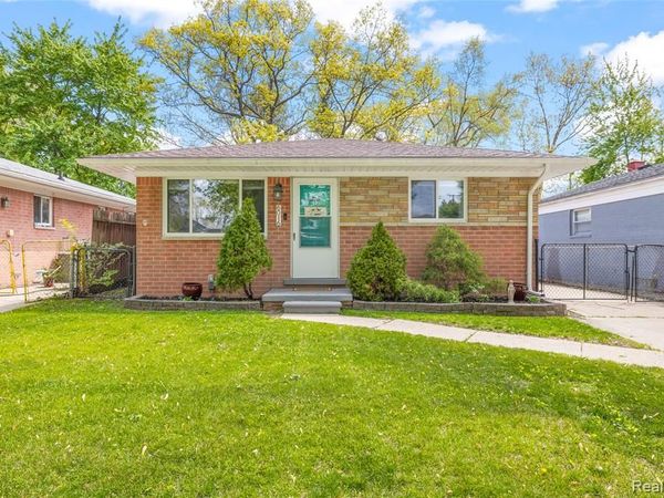 6016 N Berry Street, Westland, MI 48185