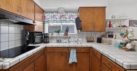 5220 North Pkwy, Sacramento, CA 95823 Photo